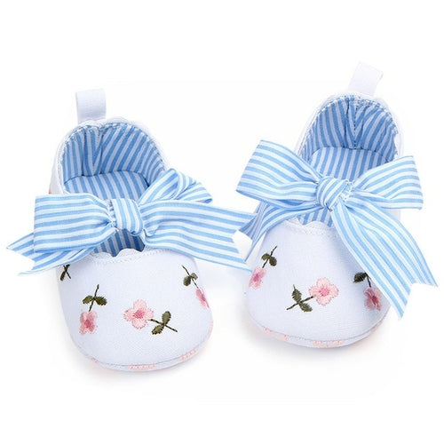 Baby Girl Shoes White Lace Floral Embroidered Soft Shoes Prewalker