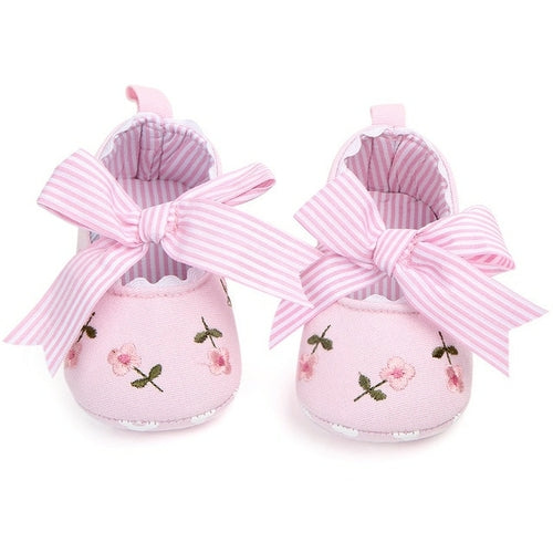 Baby Girl Shoes White Lace Floral Embroidered Soft Shoes Prewalker