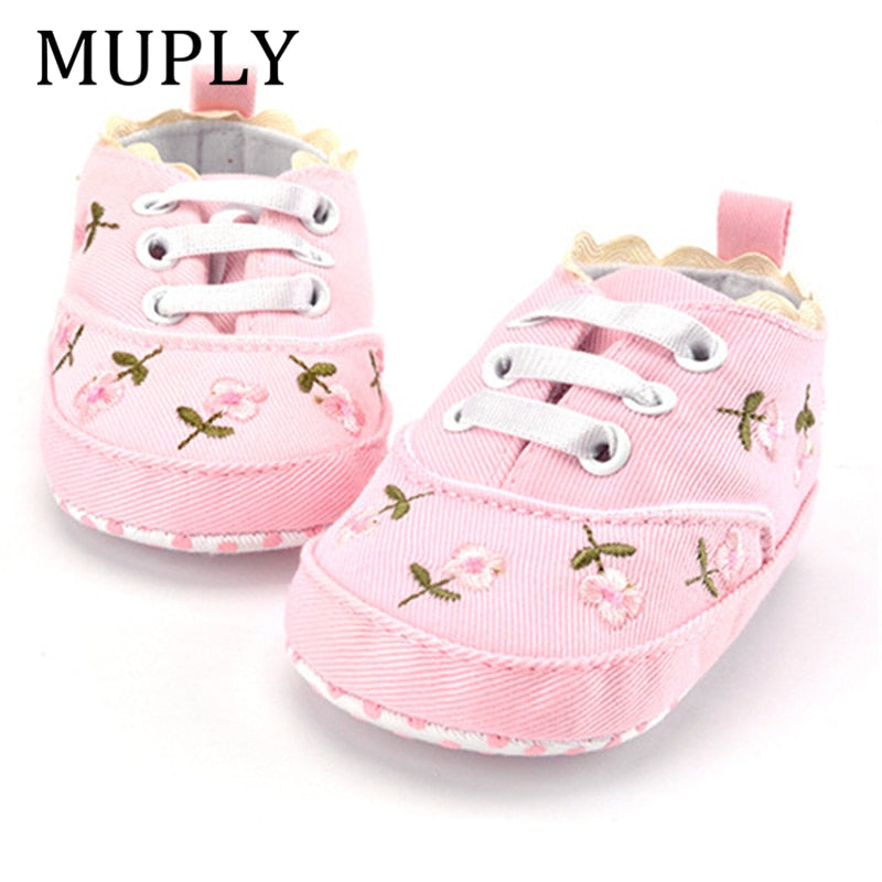 Baby Girl Shoes White Lace Floral Embroidered Soft Shoes Prewalker