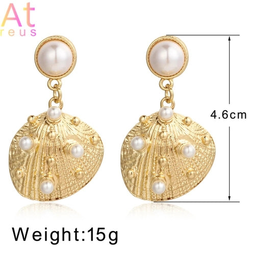 2022 New Arrival Luxury Korean Fashion Round Pearl Earrings Letter