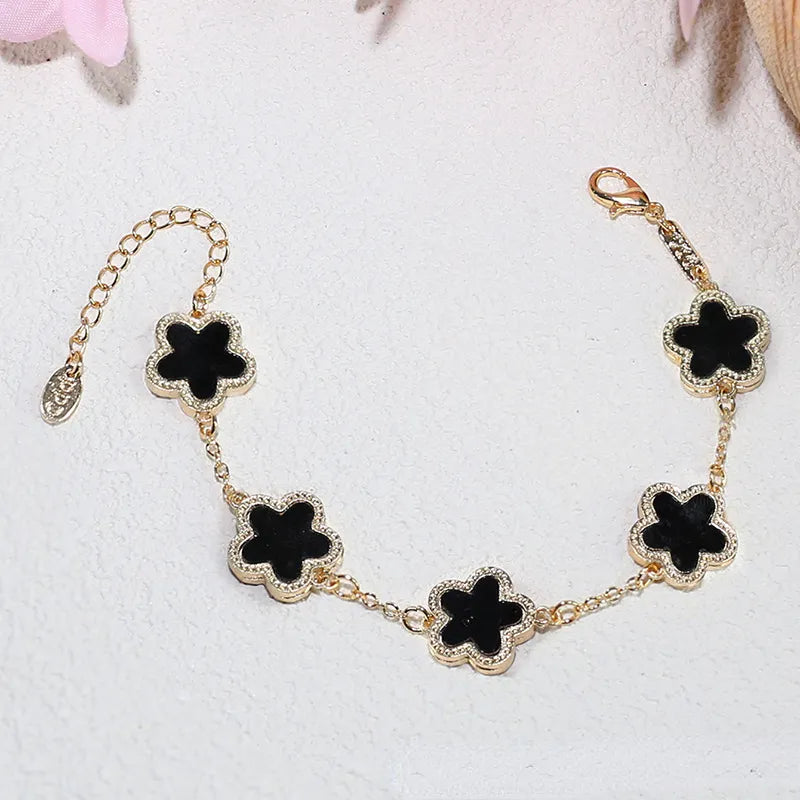 2023 New Luxury Gold Plated Five Flower Charm Bracelet for Women Gift