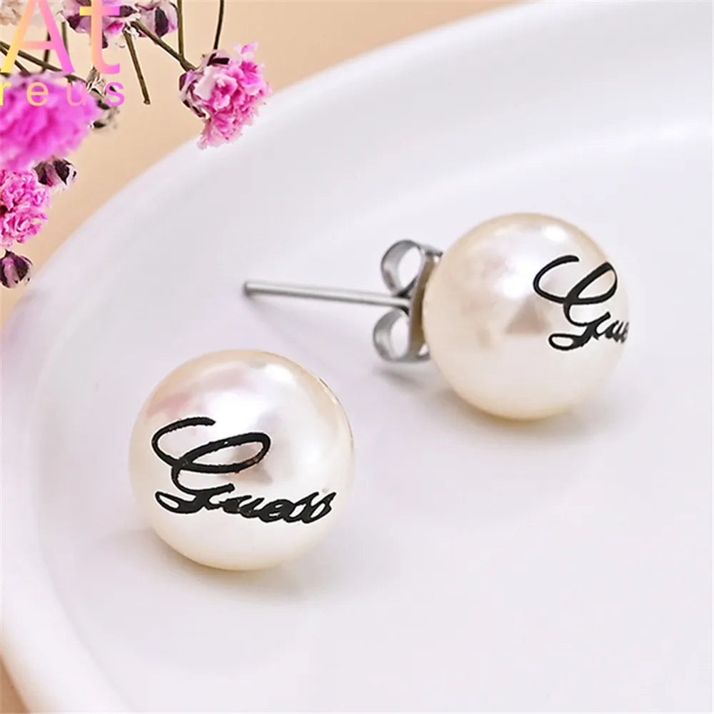 2022 New Arrival Luxury Korean Fashion Round Pearl Earrings Letter