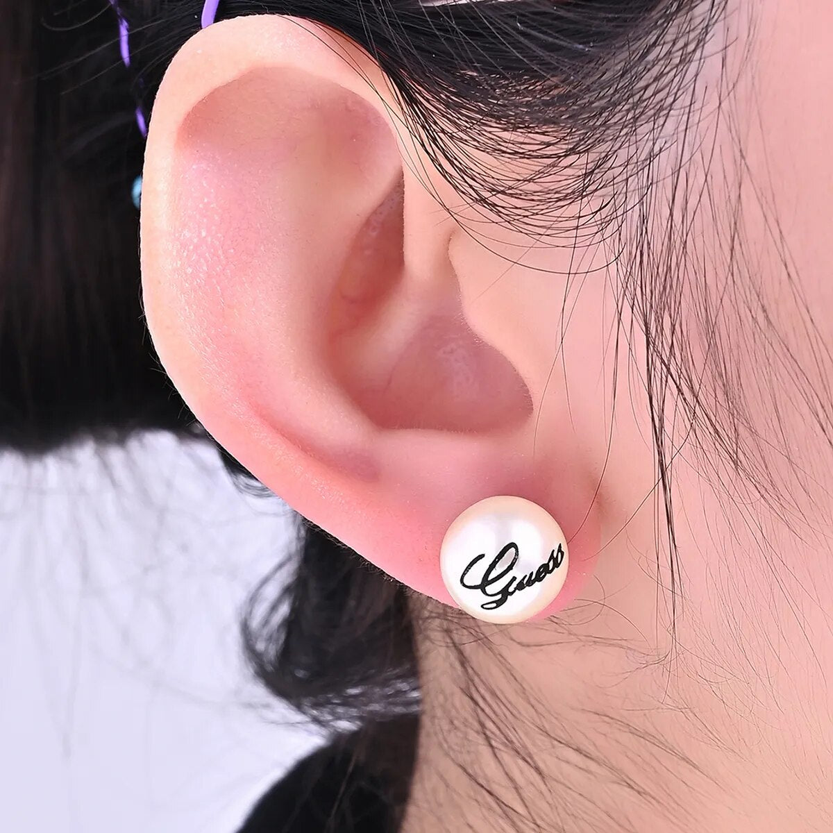 2022 New Arrival Luxury Korean Fashion Round Pearl Earrings Letter