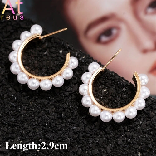 2022 New Arrival Luxury Korean Fashion Round Pearl Earrings Letter