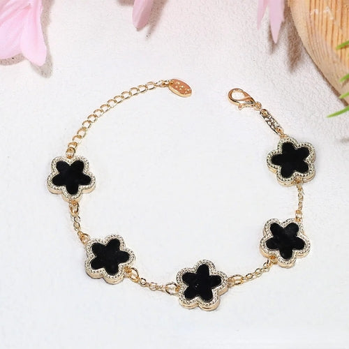 2023 New Luxury Gold Plated Five Flower Charm Bracelet for Women Gift