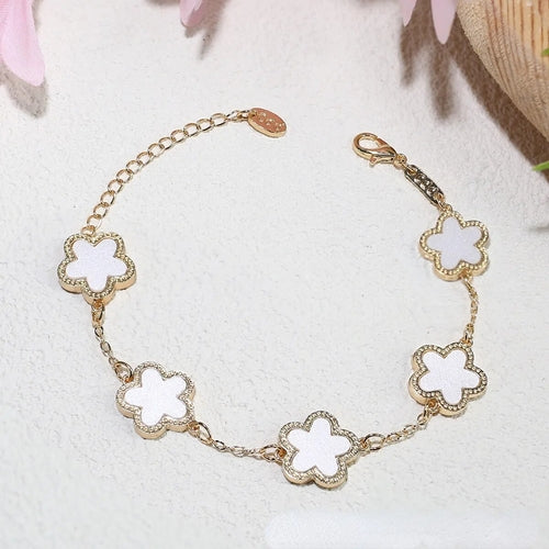 2023 New Luxury Gold Plated Five Flower Charm Bracelet for Women Gift